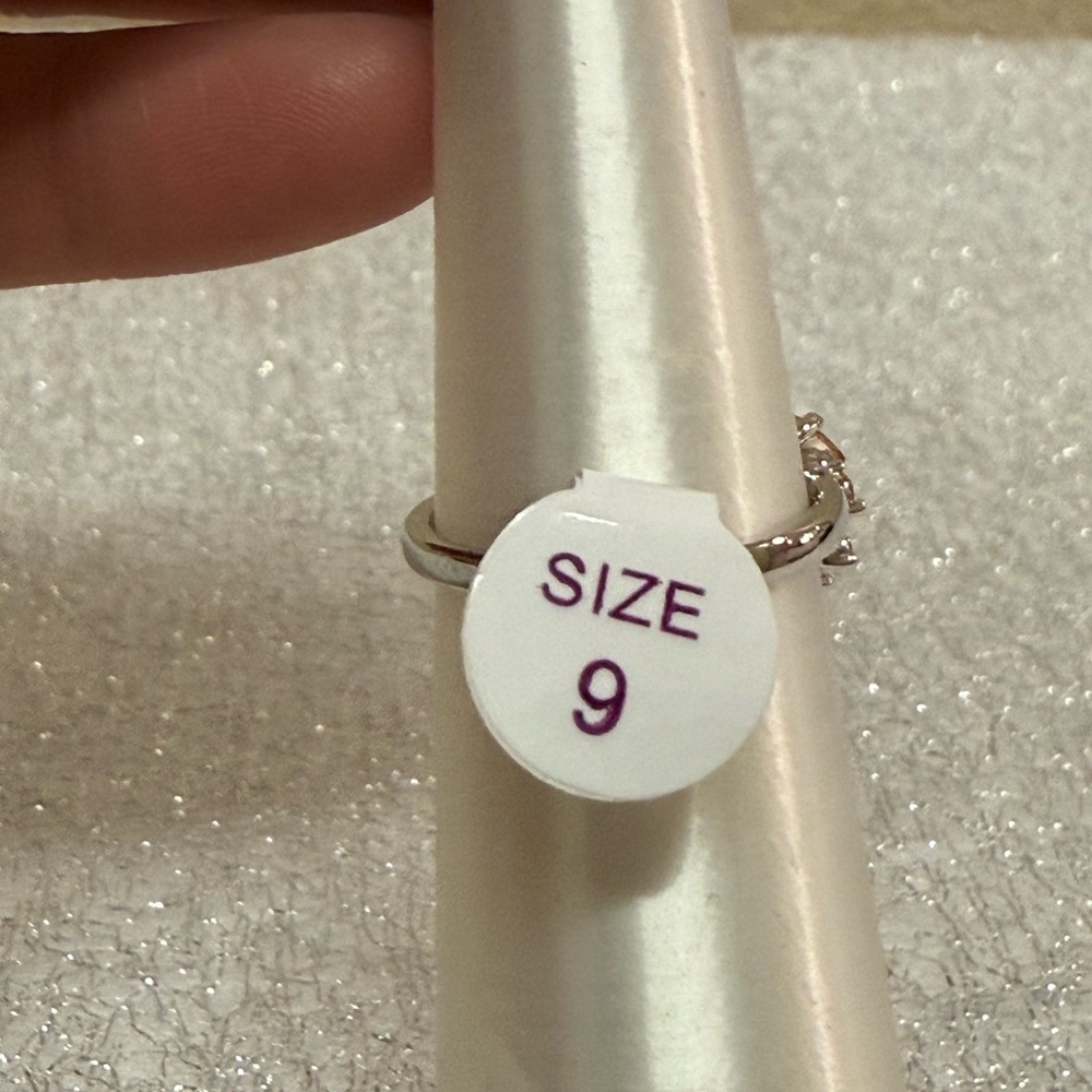 Bomb Party Ring - Picture 2 of 4